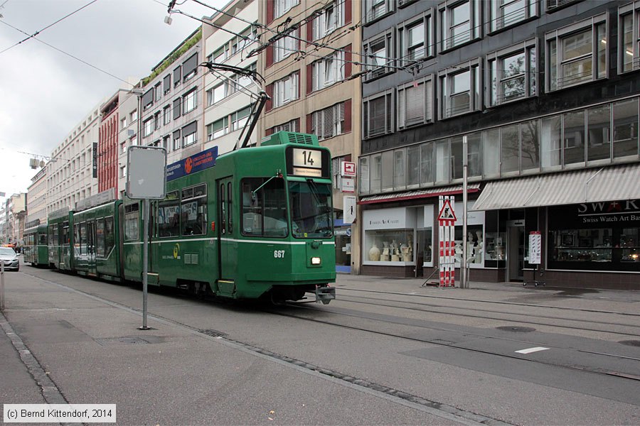 Basel - Straßenbahn - 667
/ Bild: basel667_bk1408110173.jpg Basel - Straßenbahn - 667
/ Bild: basel667_bk1408110173.jpg