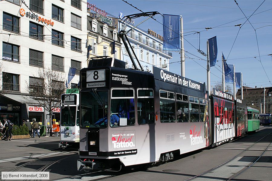 Basel - Straßenbahn - 671
/ Bild: basel671_bk0803300026.jpg