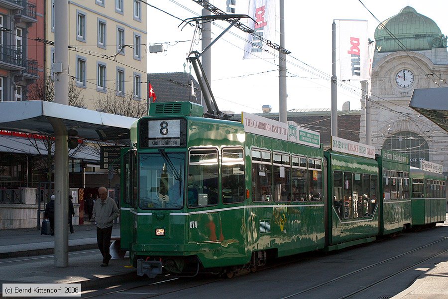 Basel - Straßenbahn - 674
/ Bild: basel674_bk0802240150.jpg