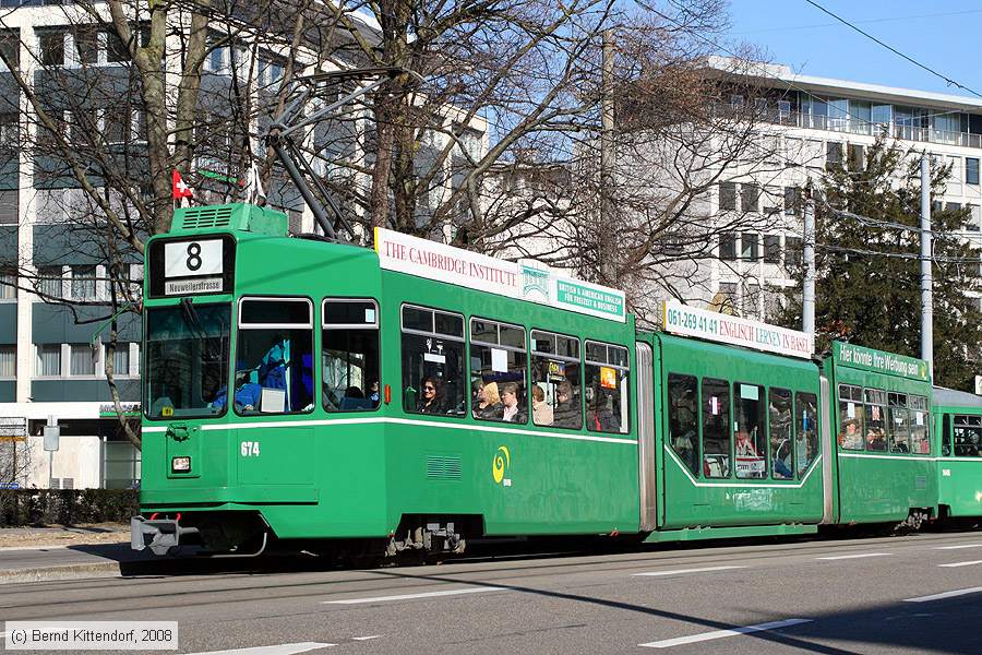 Basel - Straßenbahn - 674
/ Bild: basel674_bk0802240235.jpg