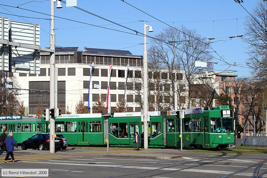 Basel - Straßenbahn - 679
/ Bild: basel679_bk0802240132.jpg