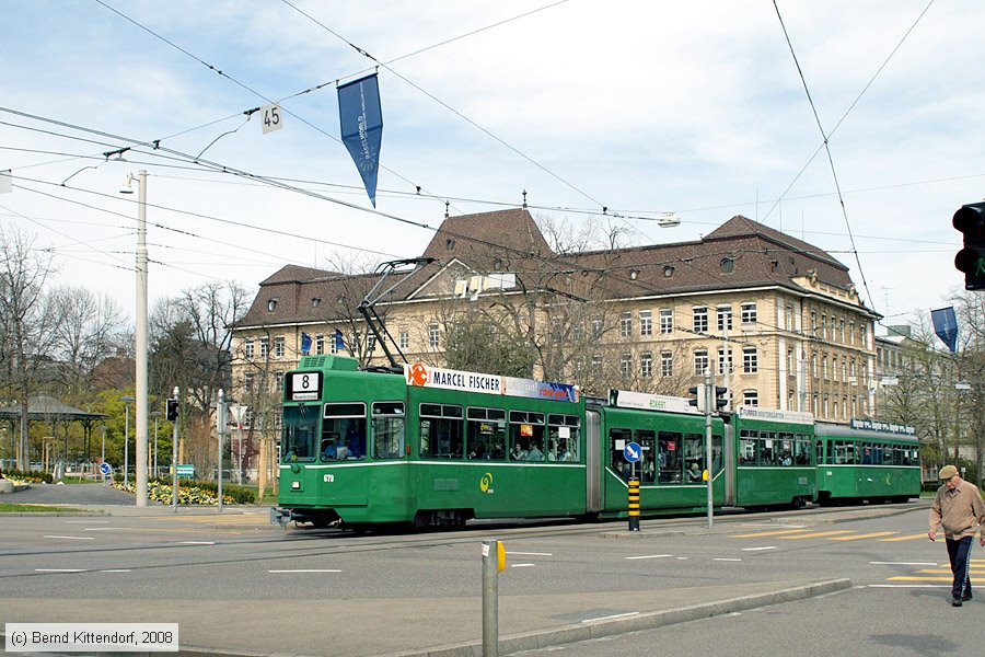 Basel - Straßenbahn - 679
/ Bild: basel679_bk0803300187.jpg