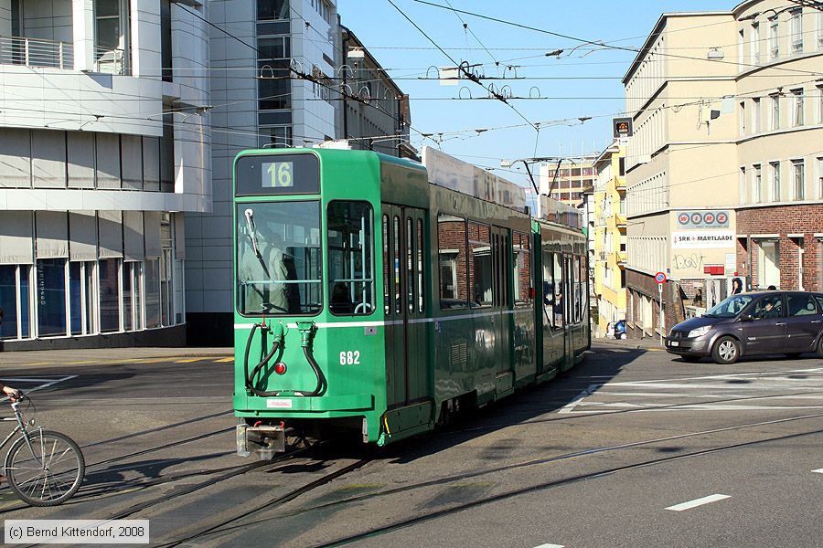 Basel - Straßenbahn - 682
/ Bild: basel682_bk0802240422.jpg