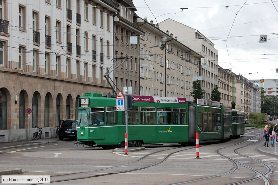 Basel - Straßenbahn - 682
/ Bild: basel682_bk1408110106.jpg Basel - Straßenbahn - 682
/ Bild: basel682_bk1408110106.jpg