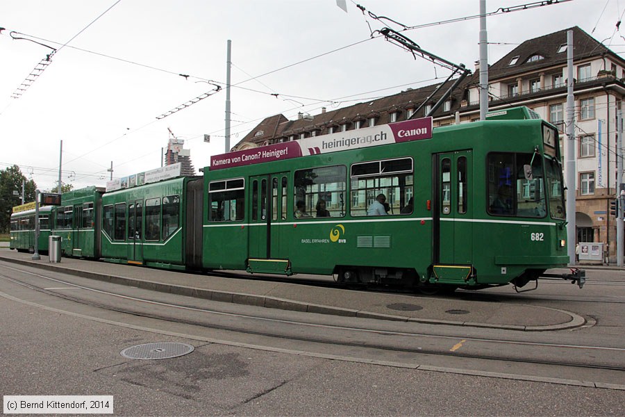 Basel - Straßenbahn - 682
/ Bild: basel682_bk1408110114.jpg Basel - Straßenbahn - 682
/ Bild: basel682_bk1408110114.jpg