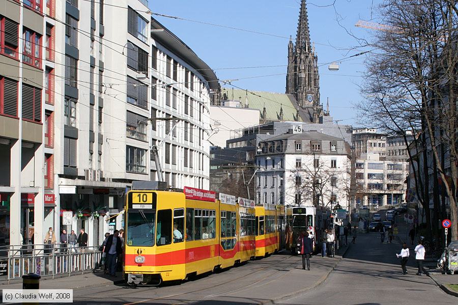 Basel - BLT - 232
/ Bild: basel232_cw0802240302.jpg