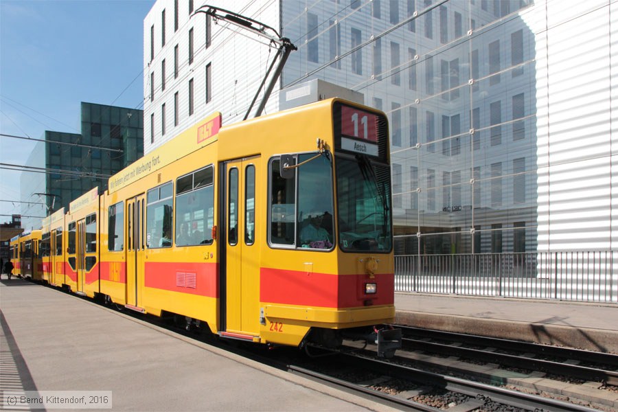 Basel - BLT - 242
/ Bild: basel242_bk1605060301.jpg