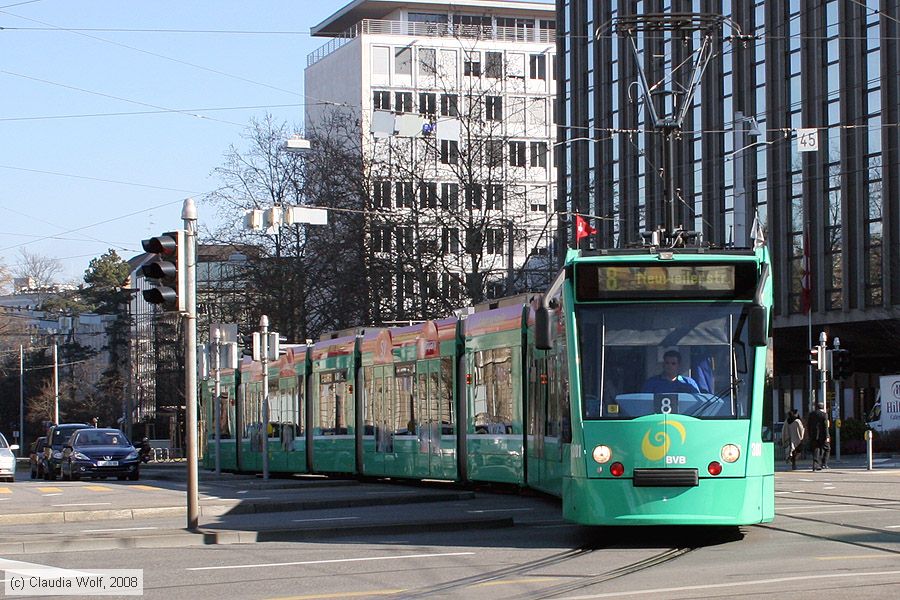 Basel - Straßenbahn - 301
/ Bild: basel301_cw0802240116.jpg