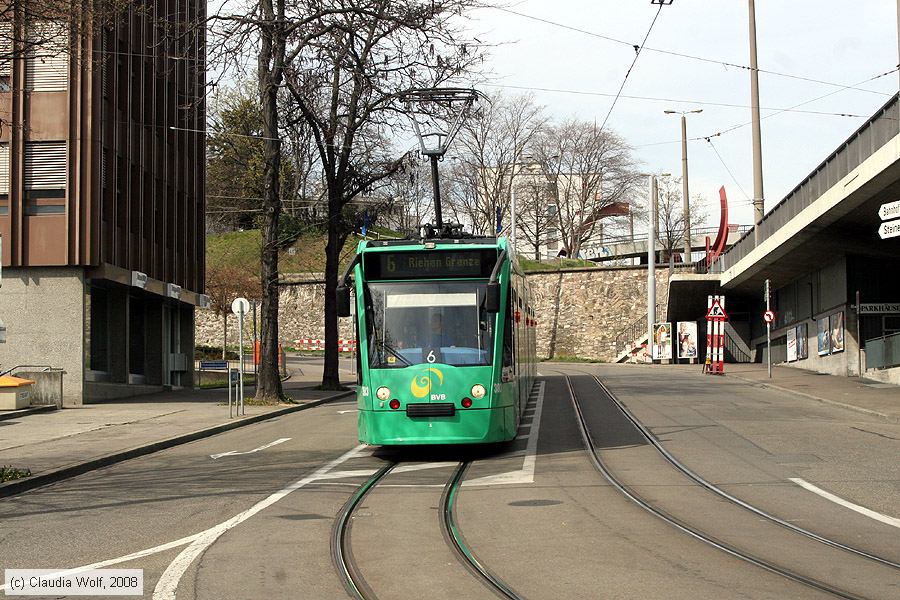 Basel - Straßenbahn - 303
/ Bild: basel303_cw0803300180.jpg