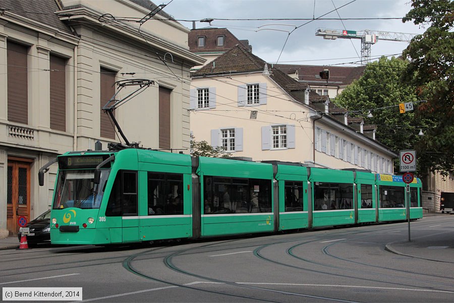 Basel - Straßenbahn - 305
/ Bild: basel305_bk1408110516.jpg