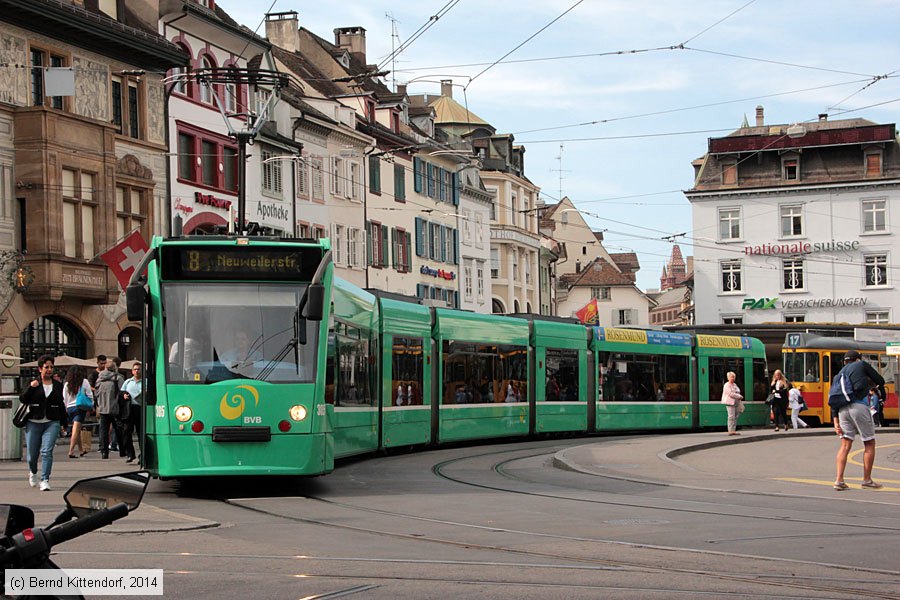 Basel - Straßenbahn - 305
/ Bild: basel305_bk1408110653.jpg