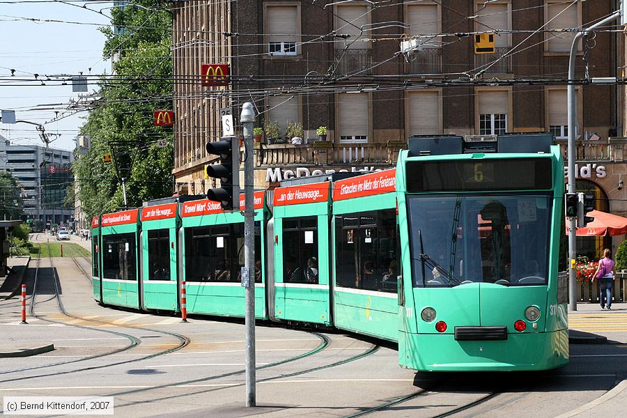 Basel - Straßenbahn - 311
/ Bild: basel311_bk0708060048.jpg