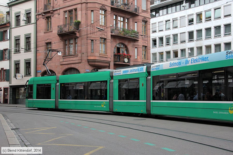 Basel - Straßenbahn - 311
/ Bild: basel311_bk1408110370.jpg