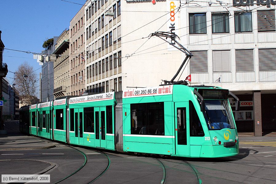 Basel - Straßenbahn - 313
/ Bild: basel313_bk0802240257.jpg
