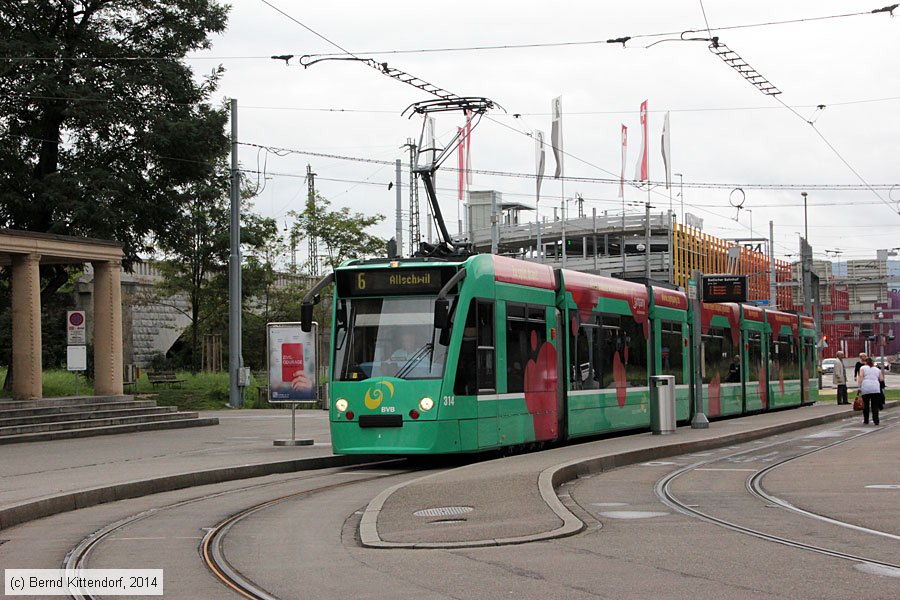 Basel - Straßenbahn - 314
/ Bild: basel314_bk1408110104.jpg