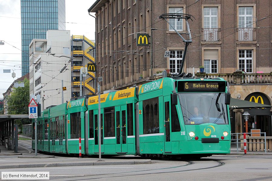 Basel - Straßenbahn - 316
/ Bild: basel316_bk1408110121.jpg