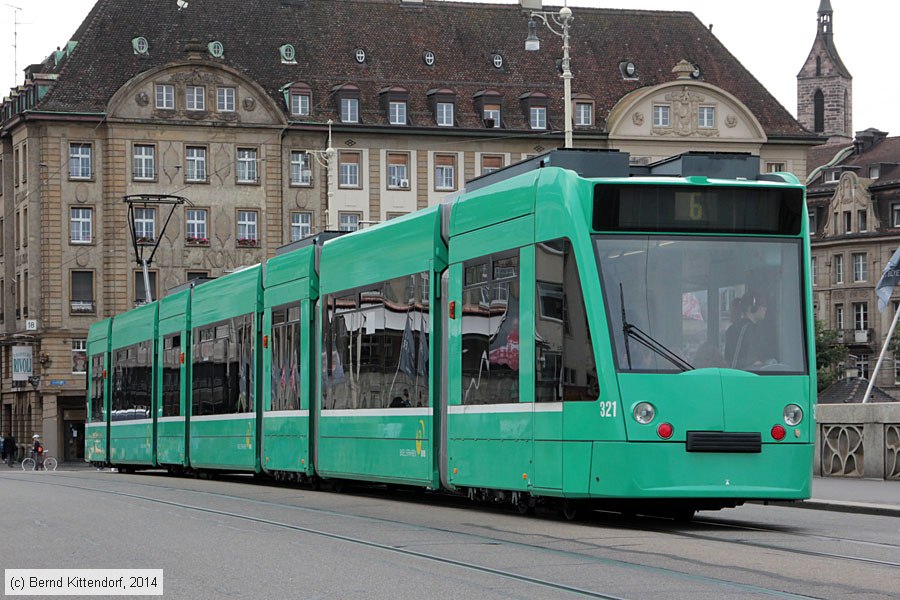 Basel - Straßenbahn - 321
/ Bild: basel321_bk1408110320.jpg
