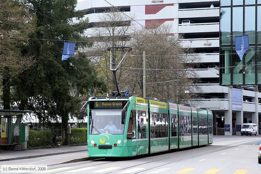 Basel - Straßenbahn - 322
/ Bild: basel322_bk0803300156.jpg