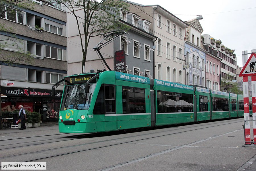 Basel - Straßenbahn - 326
/ Bild: basel326_bk1408110200.jpg