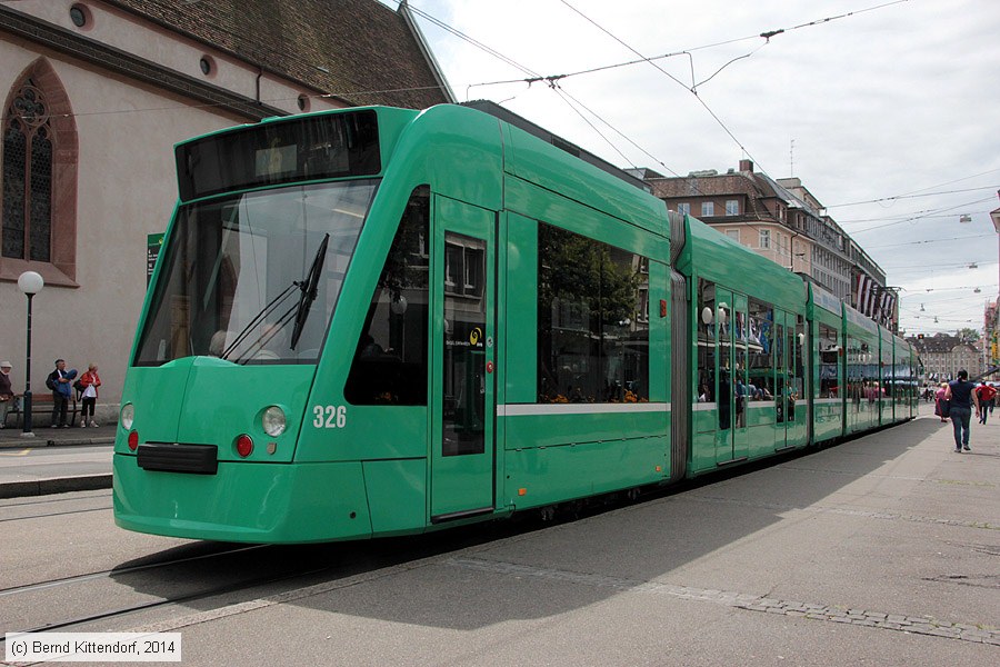 Basel - Straßenbahn - 326
/ Bild: basel326_bk1408110288.jpg