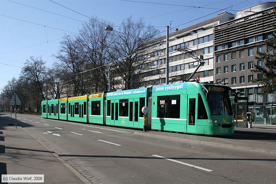 Basel - Straßenbahn - 326
/ Bild: basel326_cw0802240157.jpg