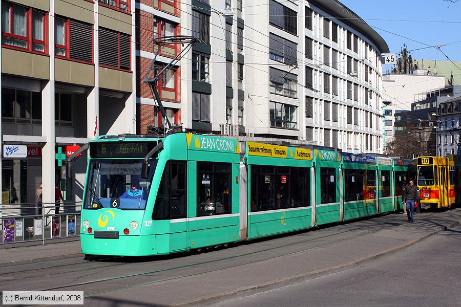 Basel - Straßenbahn - 327
/ Bild: basel327_bk0802240410.jpg