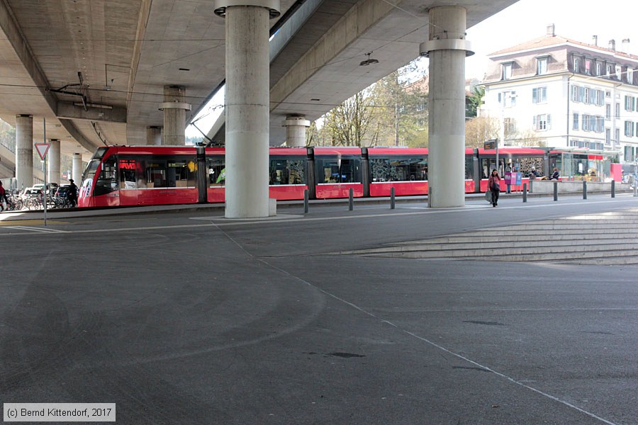 Bern - Straßenbahn - 653
/ Bild: bern653_bk1703290048.jpg