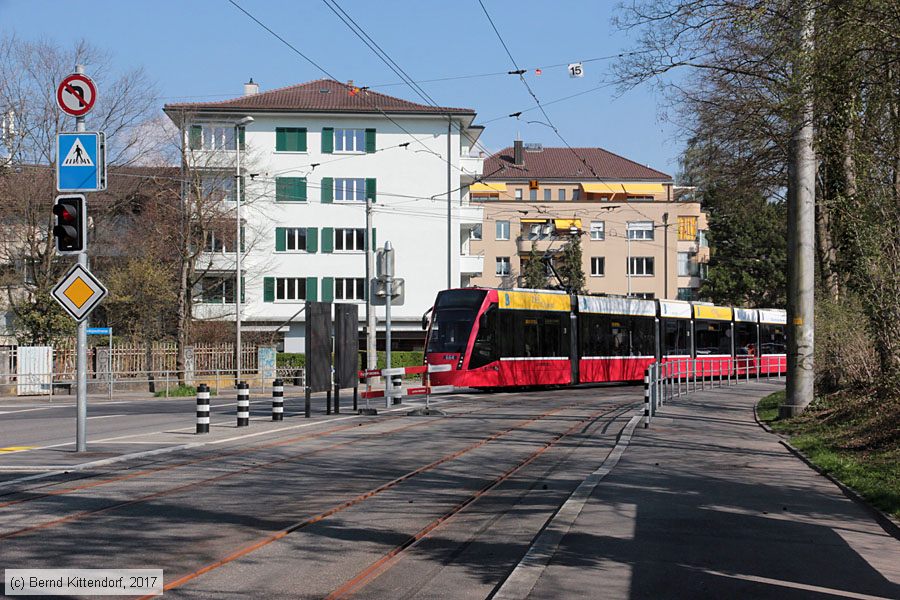 Bern - Straßenbahn - 664
/ Bild: bern664_bk1703280285.jpg