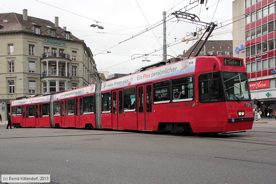 Bern - Straßenbahn - 739
/ Bild: bern739_bk1310020145.jpg