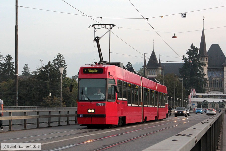 Bern - Straßenbahn - 739
/ Bild: bern739_bk1310020542.jpg