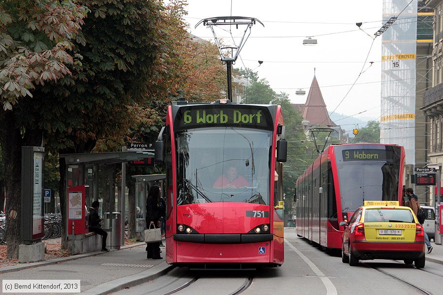 Bern - Straßenbahn - 751
/ Bild: bern751_bk1310020085.jpg Bern - Straßenbahn - 751
/ Bild: bern751_bk1310020085.jpg