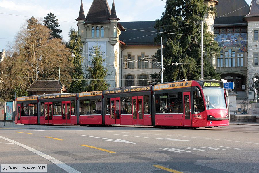 Bern - Straßenbahn - 754
/ Bild: bern754_bk1703280437.jpg