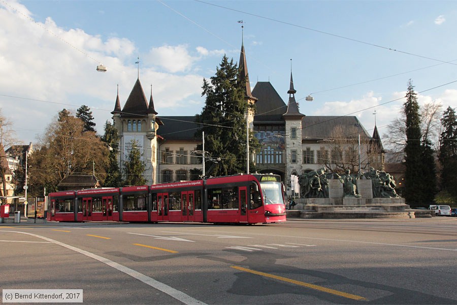 Bern - Straßenbahn - 755
/ Bild: bern755_bk1703280422.jpg