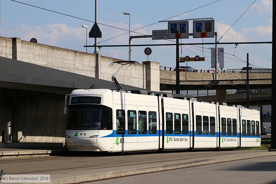 Zürich - Straßenbahn - 3071
/ Bild: zuerich3071_bk1804220215.jpg