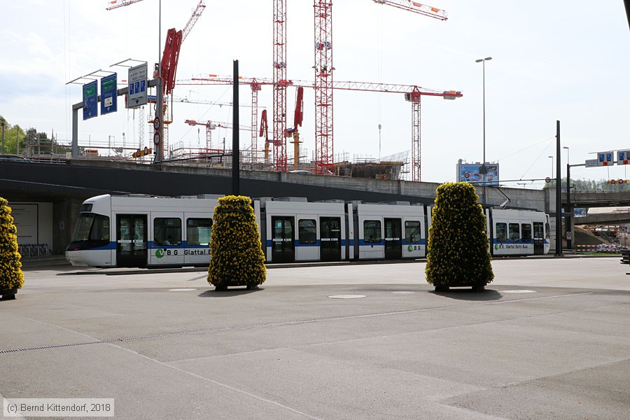 Zürich - Straßenbahn - 3071
/ Bild: zuerich3071_bk1804230110.jpg