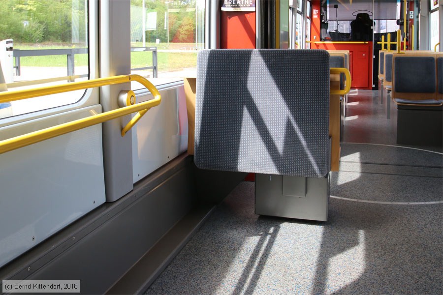 Zürich - Straßenbahn - 3080 - Innenansicht
/ Bild: zuerich3080_bk1804230133.jpg