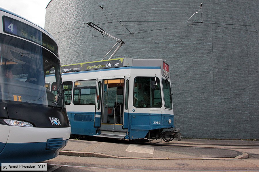 Zürich - Straßenbahn - 2082
/ Bild: zuerich2082_bk1309170358.jpg