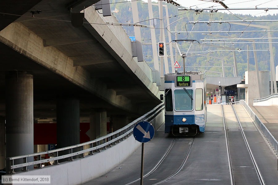 Zürich - Straßenbahn - 2119
/ Bild: zuerich2119_bk1804230001.jpg