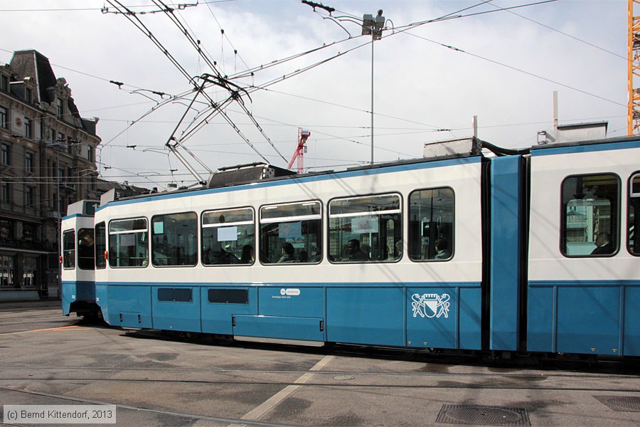 Zürich - Straßenbahn - 2302
/ Bild: zuerich2302_bk1309170277.jpg