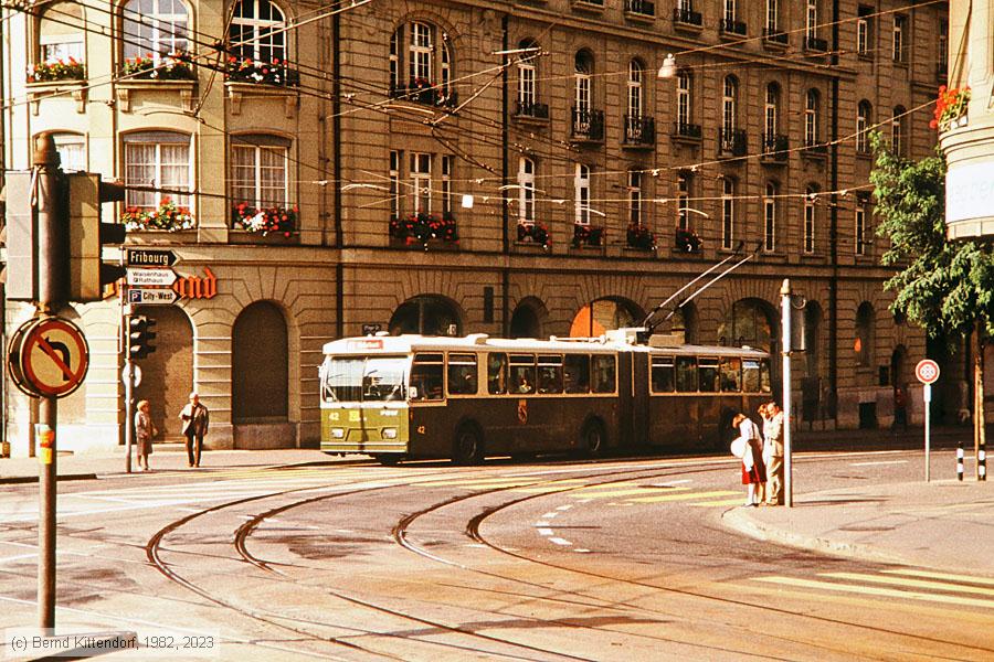 Bern - Trolleybus - 42
/ Bild: bern42_bd060406.jpg