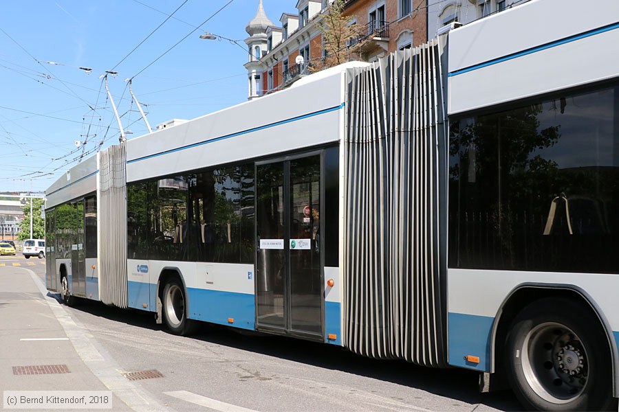 Zürich - Trolleybus - 77
/ Bild: zuerich77_bk1804240471.jpg Zürich - Trolleybus - 77
/ Bild: zuerich77_bk1804240471.jpg