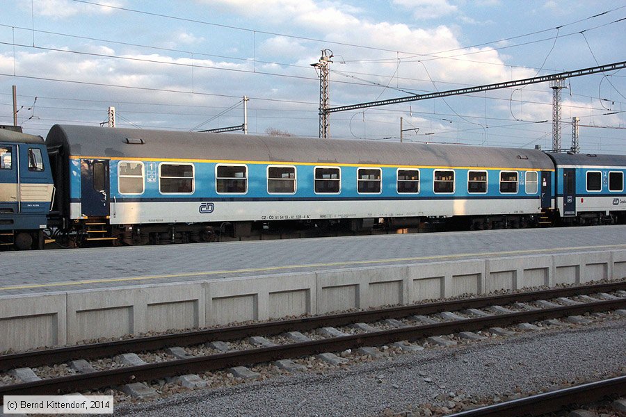 Česk&eacute; Dr&aacute;hy - 51541941108-4
/ Bild: cd515419411084_bk1402110364.jpg