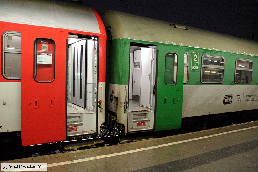 Česk&eacute; Dr&aacute;hy - 61542070021-8
/ Bild: cd615420700218_bk1103180488.jpg