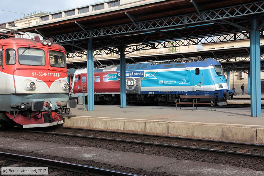 České Dráhy - 380013-3
/ Bild: cd3800133_bk1703020029.jpg České Dráhy - 380013-3
/ Bild: cd3800133_bk1703020029.jpg