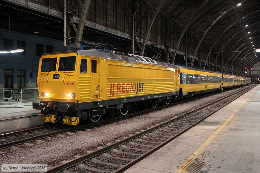 Regiojet - 162120-0
/ Bild: regiojet1621200_bk1110190516.jpg Regiojet - 162120-0
/ Bild: regiojet1621200_bk1110190516.jpg