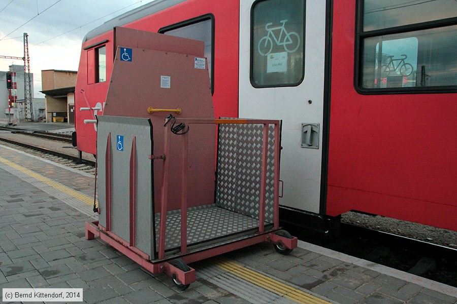 Bahnhof České Budějovice
/ Bild: bfceskebudejovice_bk1402110396.jpg