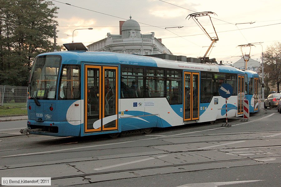 Stra&szlig;enbahn Ostrava - 1339
/ Bild: ostrava1339_bk1110200619.jpg