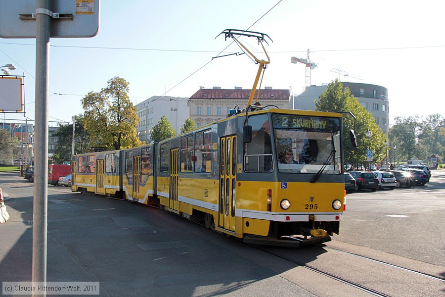 Straßenbahn Plzeň - 295
/ Bild: plzen295_cw1110170282.jpg