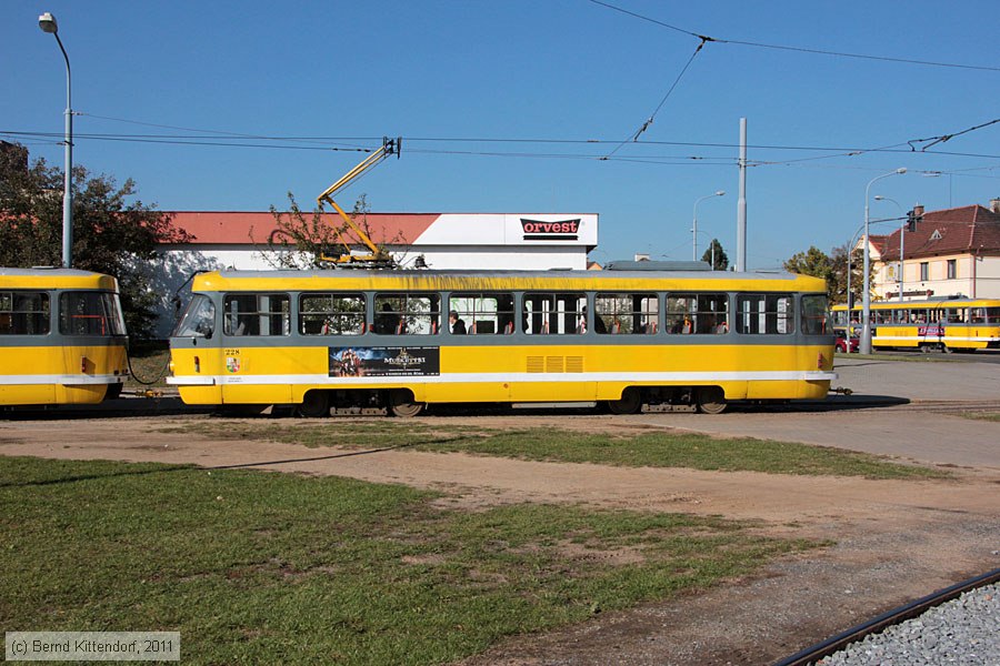 Straßenbahn Plzeň - 228
/ Bild: plzen228_bk1110170282.jpg Straßenbahn Plzeň - 228
/ Bild: plzen228_bk1110170282.jpg