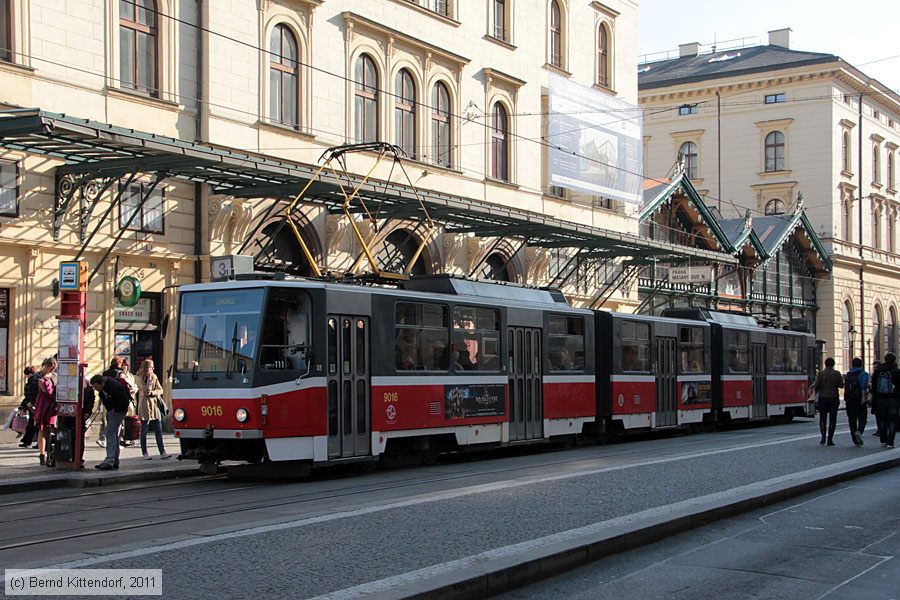 Straßenbahn Praha - 9016
/ Bild: praha9016_bk1110180466.jpg Straßenbahn Praha - 9016
/ Bild: praha9016_bk1110180466.jpg